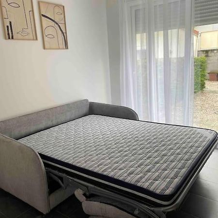 Ferienwohnung Studio Tout Confort, Au Pied De Toute Commodite, 2 Créteil Exterior foto