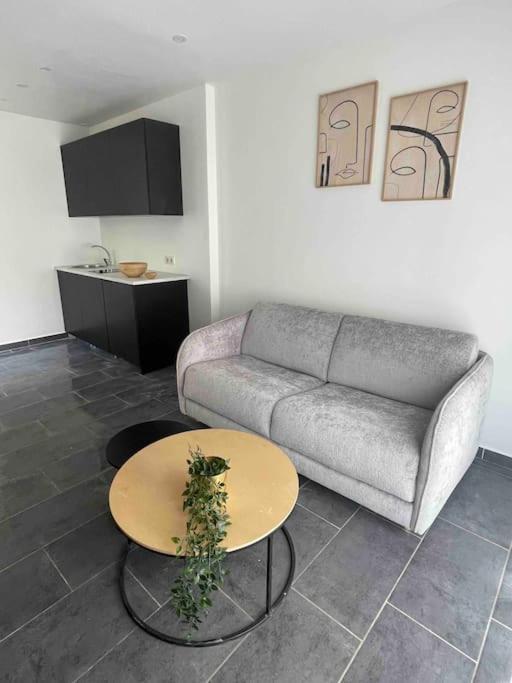 Ferienwohnung Studio Tout Confort, Au Pied De Toute Commodite, 2 Créteil Exterior foto